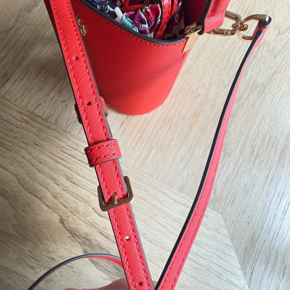 $328 TORY‎ BURCH Emerson Mini Bucket Bag Coral Leather Floral Insert Crossbody